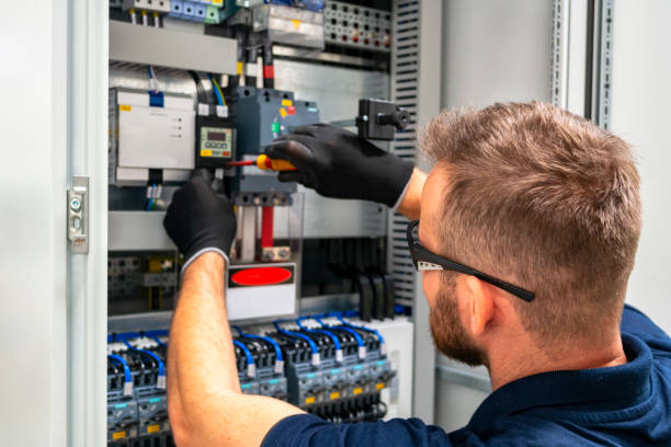 Best Licensed Electrician  in Groton, SD